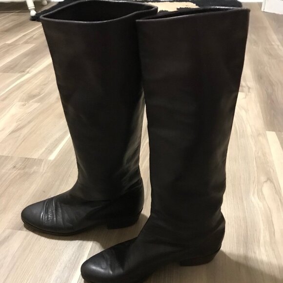 Anne Klein Ladies Brown Leather Boots Size 6 - Picture 2 of 5